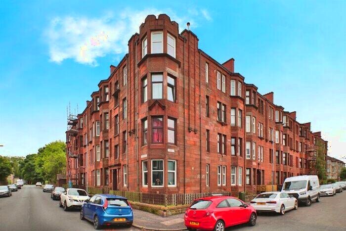2 Bedroom Flat To Rent In St. Monance Street, Glasgow, G21