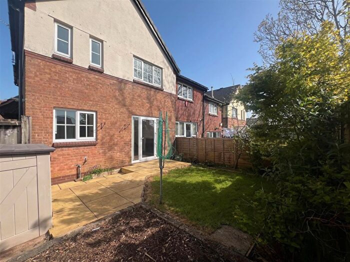 2 Bedroom End Terrace House For Sale In Plympton, Plymouth, PL7