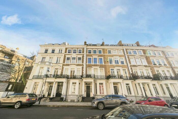 Studio To Rent In Collingham Place, London, SW5