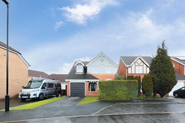 3 Bedroom Detached House For Sale In St. Cuthberts Way, Holystone, NE27