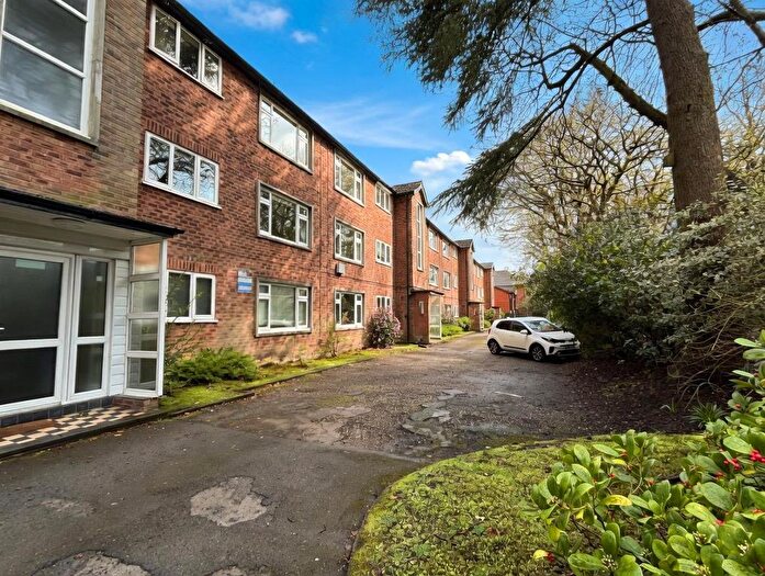 1 Bedroom Flat For Sale In Holme Road, Didsbury, M20