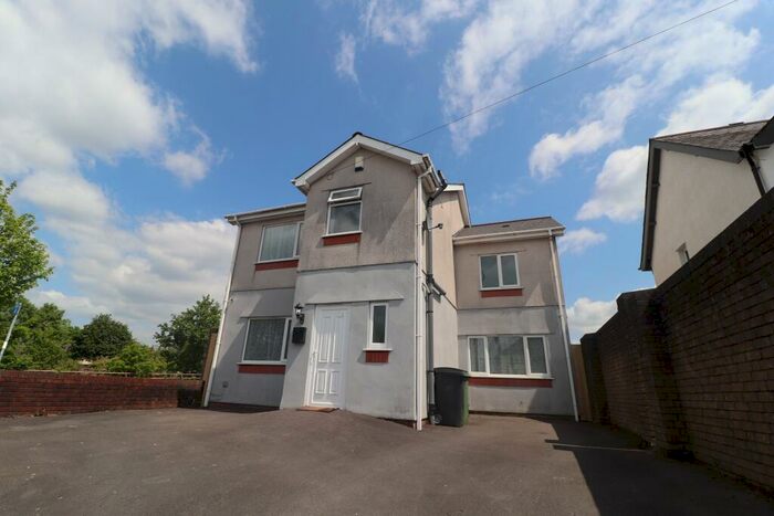 5 Bedroom Detached House To Rent In Gabalfa, Cardiff, CF14