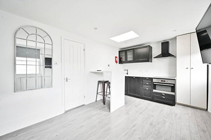 Studio To Rent In Gloucester Place, Marylebone, London, NW1