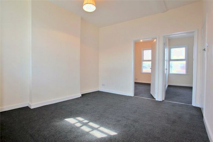 2 Bedroom Apartment To Rent In The Avenue, London, E4