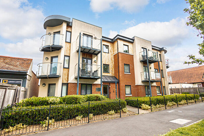 2 Bedroom Apartment To Rent In London Road, Leigh-on-sea, SS9