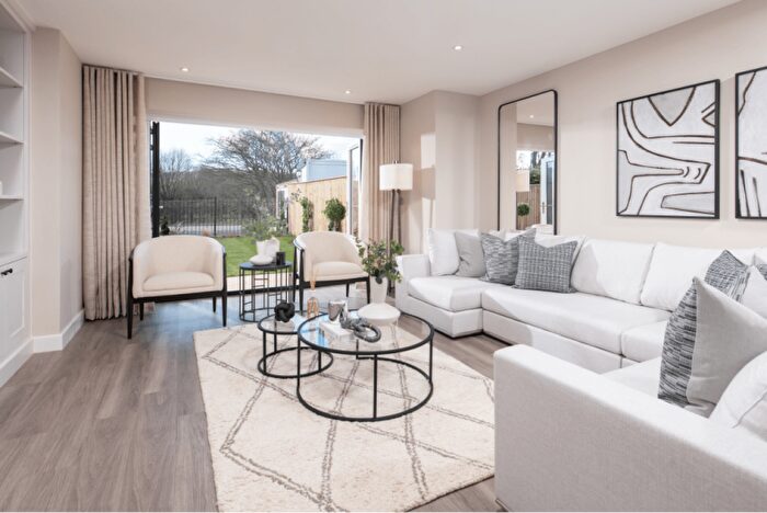 4 Bedroom House For Sale In Iron Row, Burley In Wharfedale, LS29