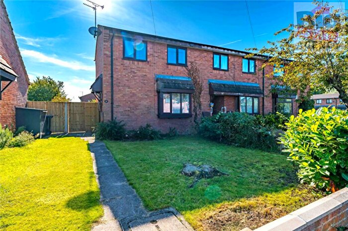 2 Bedroom End Of Terrace House To Rent In Lancaster Park, Broughton, CH4