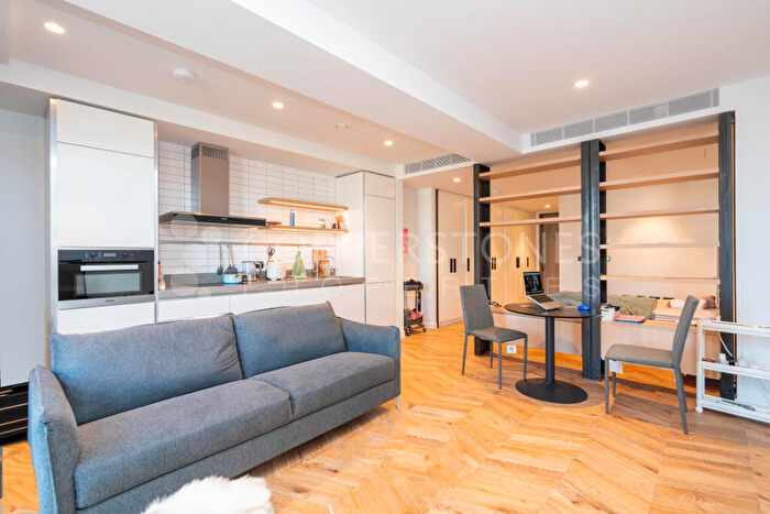 Studio To Rent In Switch House East, Circus Road East, Battersea, London, SW11