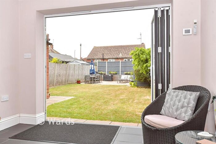 3 Bedroom Semi-Detached House For Sale In Grimshill Road, Whitstable, Kent, CT5