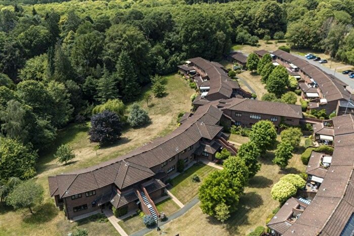 2 Bedroom Flat For Sale In Virginia Water, Surrey, GU25