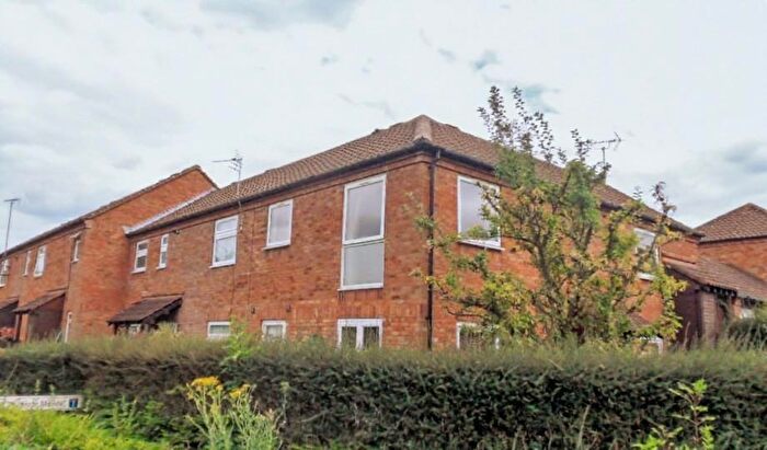 1 Bedroom Flat To Rent In Salters Mews, Neath Hill, Milton Keynes, MK14