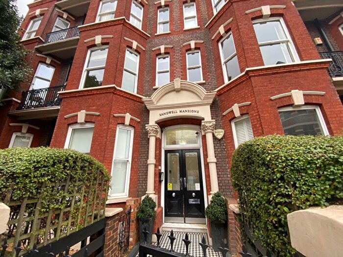 4 Bedroom Flat To Rent In West End Lane, West Hampstead London, NW6