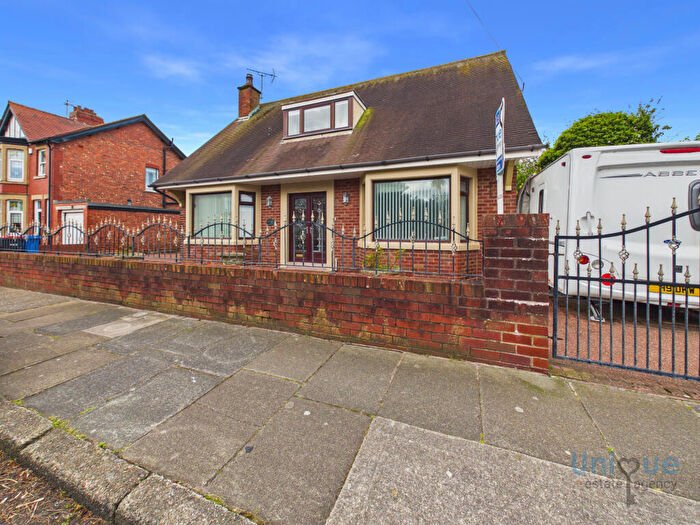 3 Bedroom Bungalow For Sale In Dronsfield Road, Fleetwood, FY7