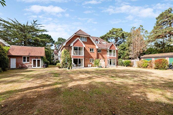 3 Bedroom Apartment For Sale In Forest Road, Branksome Park, BH13