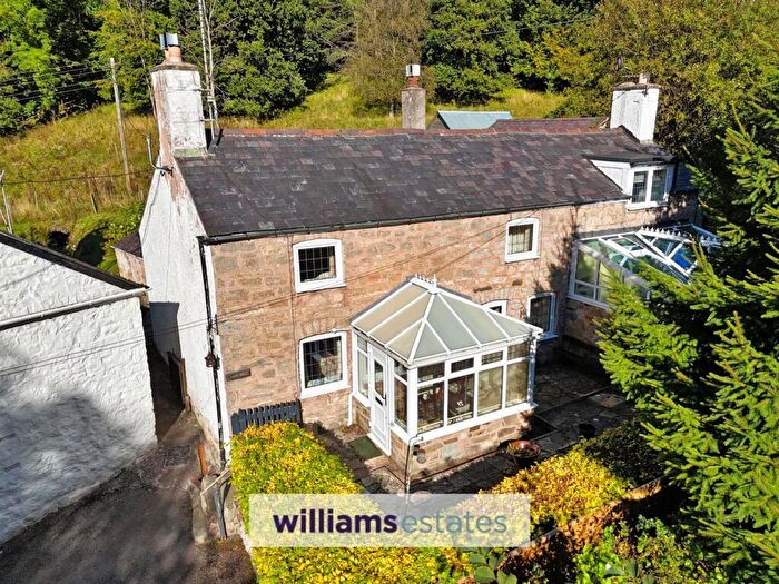 2 Bedroom Character Property For Sale In Ruthin Road, Mold, CH7