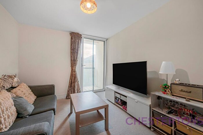 2 Bedroom Flat To Rent In Westwood House, Millharbour, E14