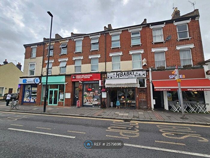 2 Bedroom Flat To Rent In South Ealing Road, London, W5