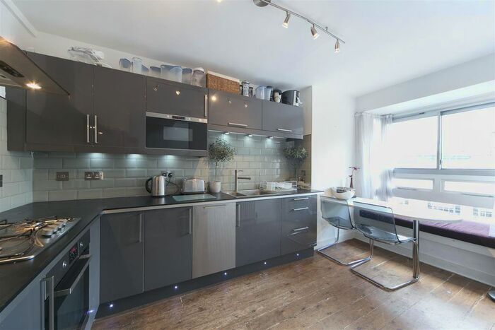 4 Bedroom Maisonette To Rent In Hackney Road, Shoreditch, E2