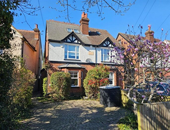 3 Bedroom Semi-Detached House For Sale In Pound Lane, Epsom, Surrey, KT19