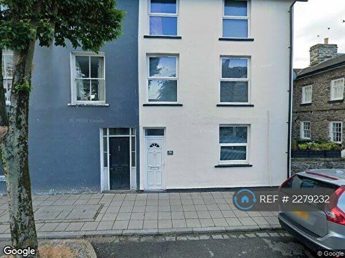 3 Bedroom Maisonette To Rent In High Street, Bala, LL23