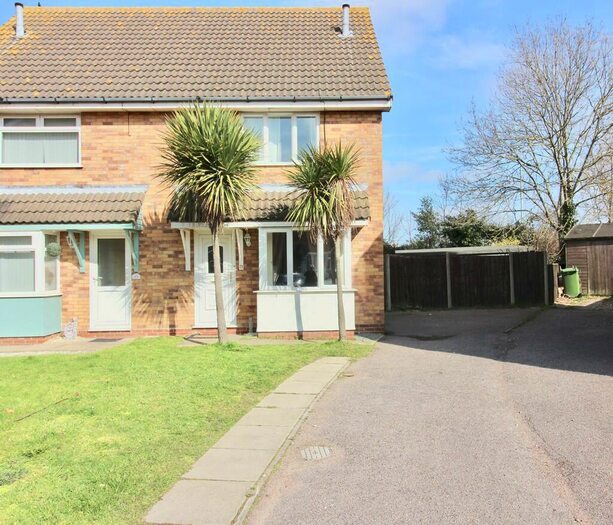 3 Bedroom Semi-Detached House To Rent In Dovedale, Carlton Colville, Lowestoft, NR33