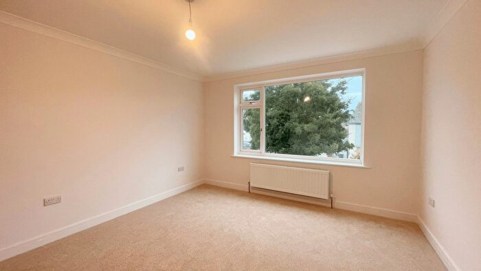 2 Bedroom Bungalow To Rent In Churston Way, Brixham, TQ5