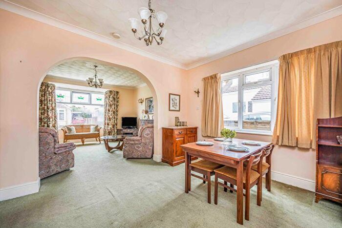 2 Bedroom Detached Bungalow For Sale In Lealand Road, Drayton, PO6