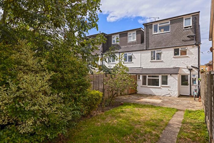 3 Bedroom End Of Terrace House For Sale In Old Shoreham Road, Shoreham-By-Sea, BN43