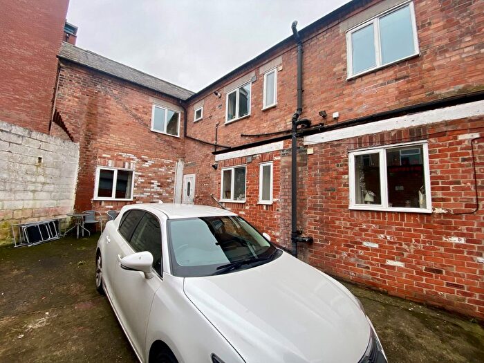 3 Bedroom Flat To Rent In Tennyson Street, Nottingham, NG7