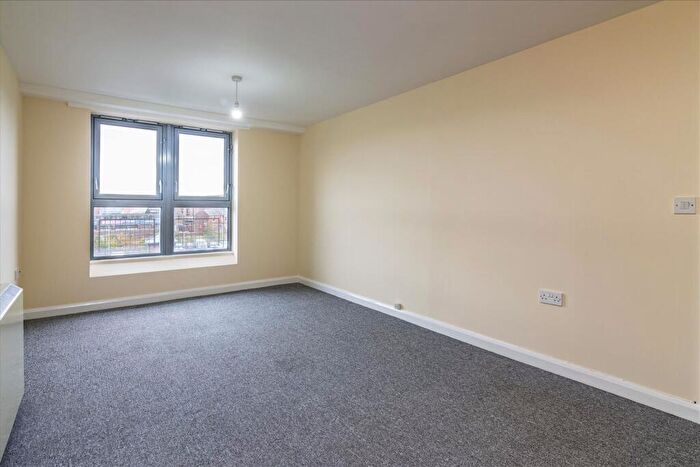 1 Bedroom Flat To Rent In Mansfield Road, Nottingham, NG1