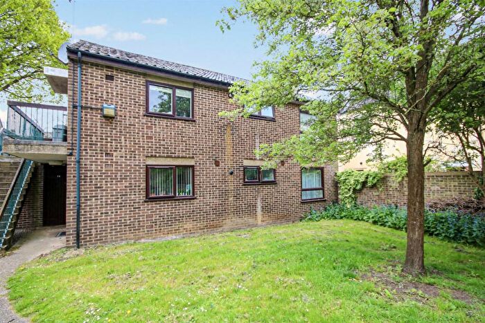 2 Bedroom Flat For Sale In Pottergate, Norwich, NR2