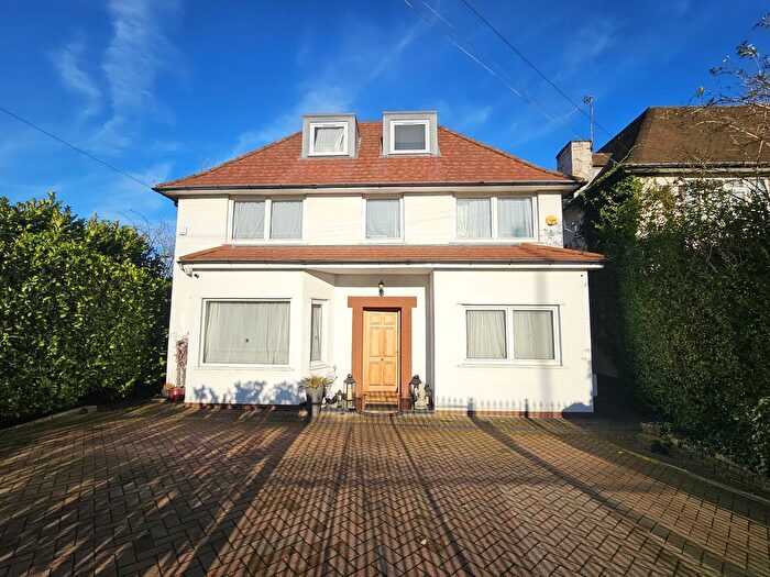 6 Bedroom Detached House To Rent In Aylmer Road, East Finchley, N2