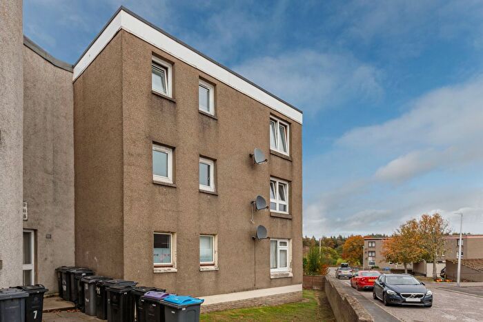 3 Bedroom Flat For Sale In Todlaw Walk, Aberdeen, AB21