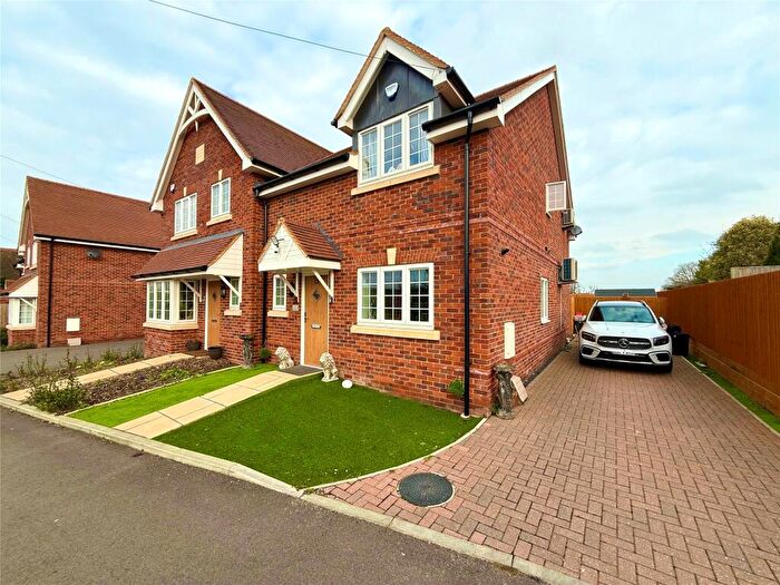 3 Bedroom Semi-Detached House To Rent In Mill Lane, Sindlesham, Wokingham, Berkshire, RG41