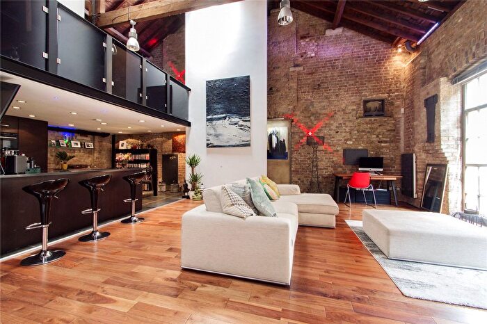 2 Bedroom Flat To Rent In Alaska Buildings, Grange Road, London, SE1