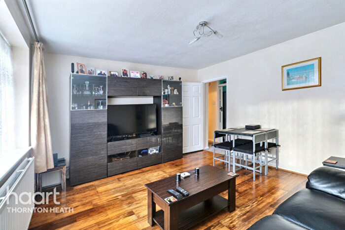 2 Bedroom Apartment For Sale In Parchmore Road, Thornton Heath, CR7