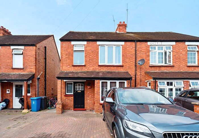 3 Bedroom Semi-Detached House To Rent In Cedars Road, Maidenhead, SL6
