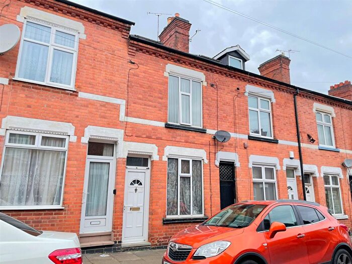 4 Bedroom Terraced House For Sale In Lyme Road, Evington, Leicester, LE2