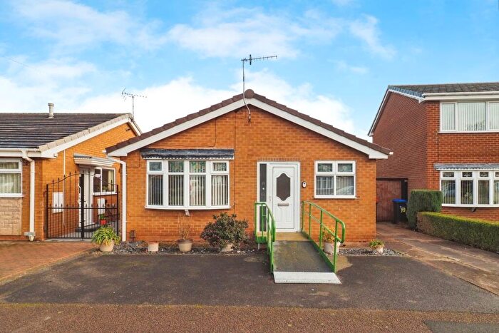 2 Bedroom Bungalow For Sale In Polperro Way, Hucknall, Nottingham, Nottinghamshire, NG15