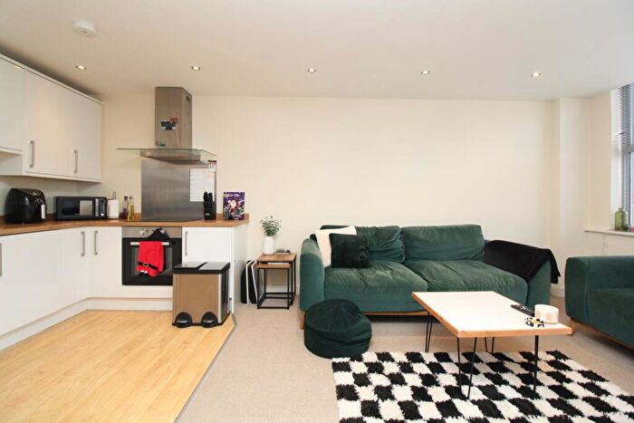 2 Bedroom Apartment To Rent In Commercial Road, Ashley Cross, BH14