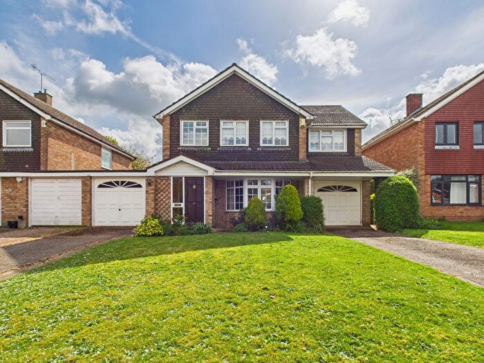 4 Bedroom Detached House For Sale In Willow Avenue, Booker Common, High Wycombe, HP12