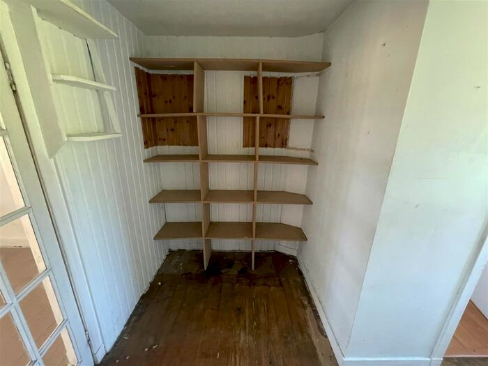 2 Bedroom Cottage For Sale In Ladybank, Cupar, KY15