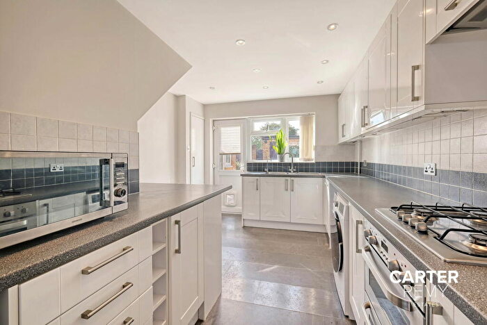 3 Bedroom Terraced House For Sale In Codenham Straight, Basildon, SS16