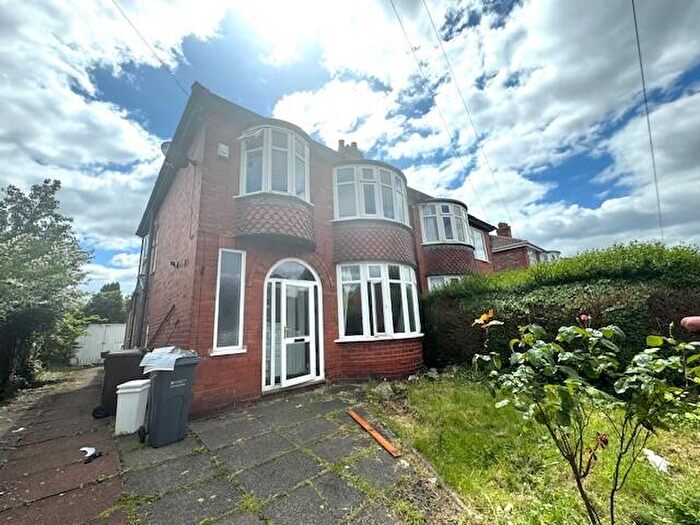 3 Bedroom Semi-Detached House To Rent In White Moss Avenue, Chorlton, M21
