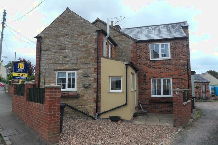 3 Bedroom Terraced House To Rent In High Street, Gretton, NN17