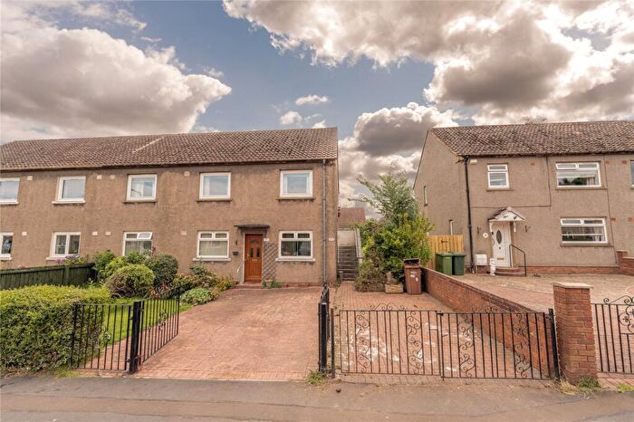 3 Bedroom Flat For Sale In Easter Drylaw Drive, Edinburgh, EH4
