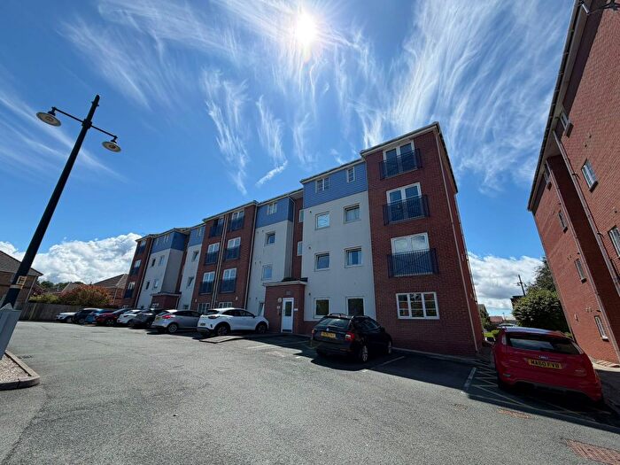 2 Bedroom Flat To Rent In Old Coach Road, Runcorn, WA7