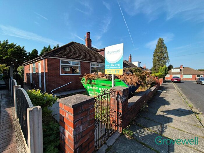 2 Bedroom Bungalow To Rent In Sedgley Close, Middleton, Manchester, M24