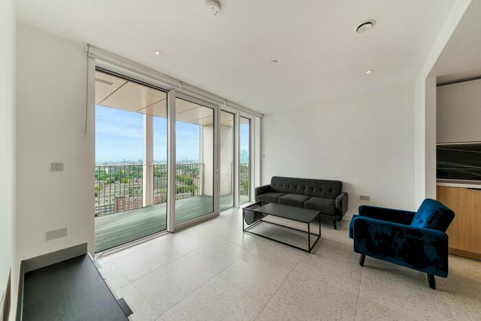 2 Bedroom Apartment To Rent In Bouchon Point, The Silk District, E1