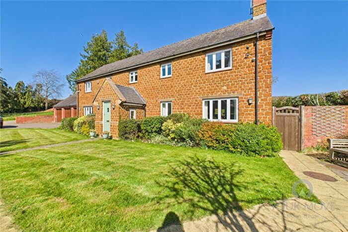 5 Bedroom Detached House To Rent In Hannington Lane, Walgrave, Northampton, Northamptonshire, NN6